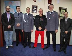 Policyjny medal dla Jurka Owsiaka