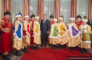 [VIDEO] Prezydent do Polonii w Rumunii: Musimy wzmacniać nasze więzi