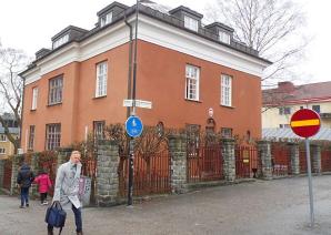 Dramat polskiej wdowy zlekceważył wczoraj Konsul RP w Szwecji! A dodatkowo nakazał okłamać dziennikarzy Patriot24.net, którzy chcą kobiecie pomóc!