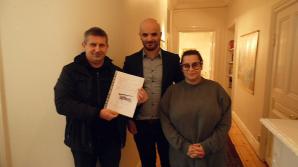 Dramat polskiej wdowy zlekceważył wczoraj Konsul RP w Szwecji! A dodatkowo nakazał okłamać dziennikarzy Patriot24.net, którzy chcą kobiecie pomóc!