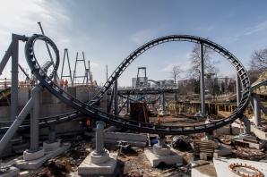 [VIDEO] Śląskie: Rollercoaster na finiszu. Tor rollercoastera będzie miał długość 908 m z 4 inwersjami na trasie, a maksymalna prędkość, jaką osiągnie wagonik, to aż 95 km/h