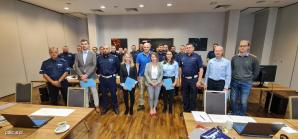 Instruktaż dla policjantów z obsługi tachimetrów