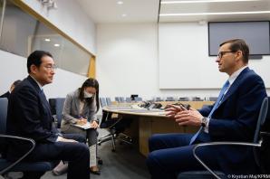 Spotkanie szefa polskiego rządu z premierem Japonii w Brukseli kolejnym elementem działań premiera na rzecz budowy solidarności z Ukrainą i zdecydowanej postawy świata wobec rosyjskiej agresji