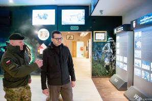 [VIDEO] Premier w Jednostce Wojskowej NIL w Krakowie: nasz rząd nie oszczędza na armii