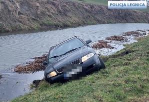 Mokry finał ucieczki przed policją