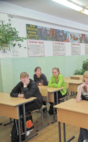 ZUS chce włączenia lekcji wiedzy o ubezpieczeniach społecznych do podstawy programowej. Trwają wstępne rozmowy z MEN