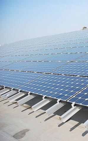 W ciągu 4 lat Polska powinna zainwestować 66 mld euro w zieloną energię. Taki poziom inwestycji pozwoliłby spełnić wymogi unijne