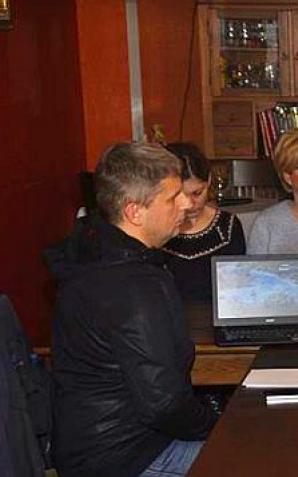 [VIDEO] Konferencja Rutkowskiego: Czy doszło do mistyfikacji przy rzekomym dźgnięciu nożem w Miastku? 