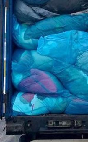 KAS zatrzymała transport 40 ton odpadów