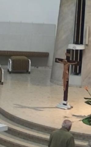 [VIDEO] Słowo na Wielką Sobotę 3 kwietnia, trzeci dzień Triduum Paschalnego. I o godz. 21 Liturgia Wigilii Paschalnej z Poznania