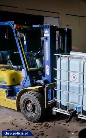 [VIDEO] 10 tys. Działek narkotyku na dobę - zlikwidowane laboratorium narkotyków na Mazowszu