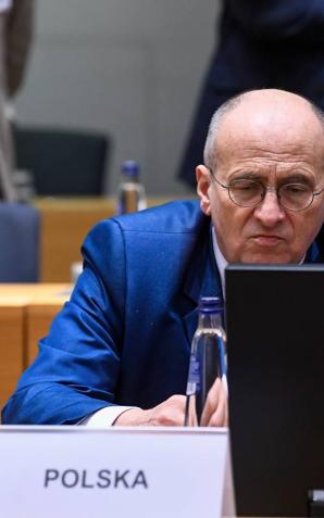 Minister Zbigniew Rau uczestniczył w posiedzeniu Rady do Spraw Zagranicznych. Głównym tematem w Brukseli była rosyjska agresja wobec Ukrainy. Odbyło się również spotkanie z ministrem spraw zagranicznych Mołdawii Nicolae Popescu.