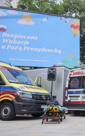 [VIDEO] Bezpieczne wakacje z Parą Prezydencką już po raz dziewiąty!