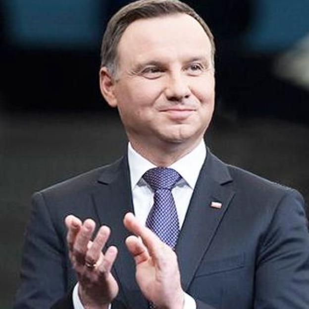 Prezydent Andrzej Duda pogratulował Donaldowi Tuskowi ponownego wyboru w Brukselii na Przewodniczącego Rady Europejskiej