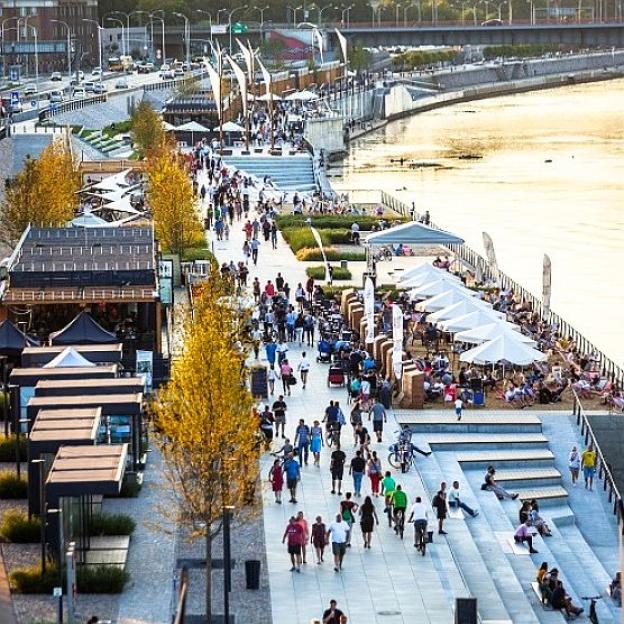 Warszawa: bulwar bez zakazu picia alkoholu