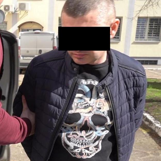 Policjanci zatrzymali kolejną osobę podejrzaną o czerpanie korzyści z nierządu