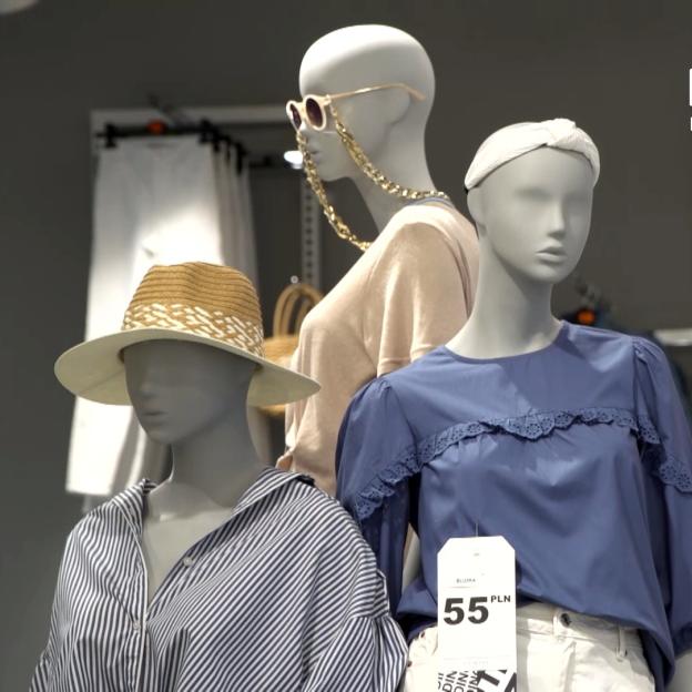 [VIDEO] Pomimo debiutu w samym środku pandemii Primark w Polsce notuje dobre wyniki sprzedaży. Irlandzka sieć pracuje nad otwarciami sklepów w Katowicach i Krakowie. Planuje także otwarcia w Czechach oraz na Słowacji