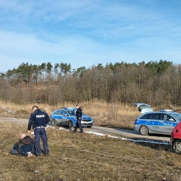 Na gazie wcisnął gaz