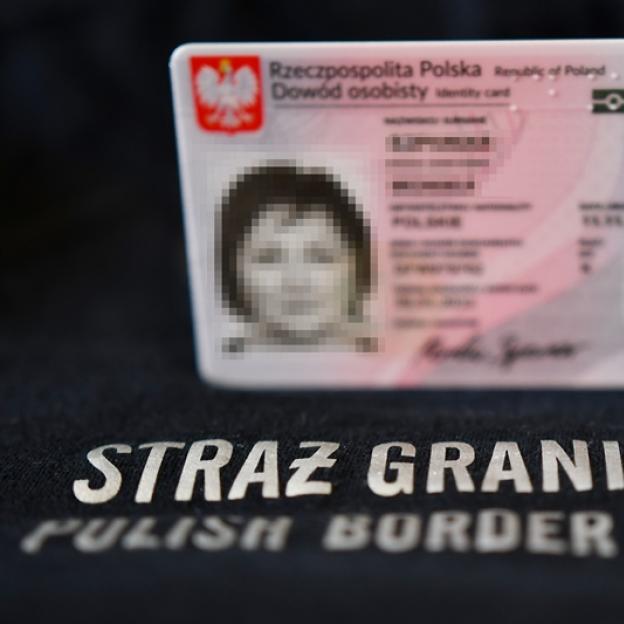 Polak zawsze poznaje Polaka po dokumentach! Syryjki uznały, że wyglądają jak Polki, skoro podczas legitymowania posłużyły się polskimi dokumentami
