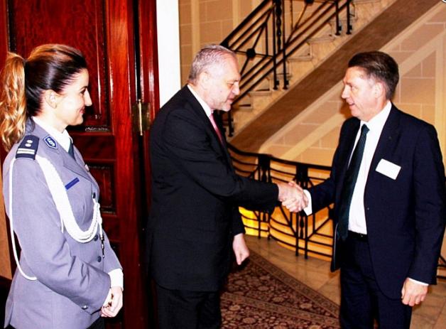 Uroczyste obchody odzyskania przez Polskę niepodległości oraz Święta Policji w Ambasadzie RP w Londynie