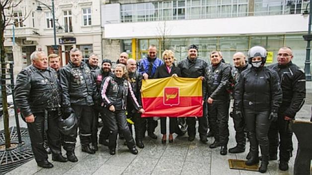 1600 km na motorach poniżej 24 godzin