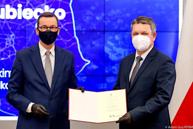 [VIDEO] 10 nowych miast na mapie Polski. Premier M. Morawiecki: To akt sprawiedliwości dziejowej