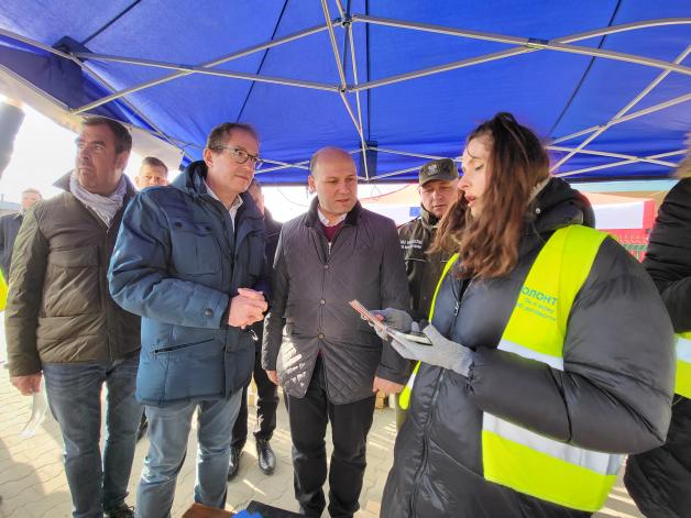 Sekretarz Stanu Szymon Szynkowski vel Sęk wraz z Parlamentarzystami Niemieckimi odwiedził granicę polsko-ukraińską