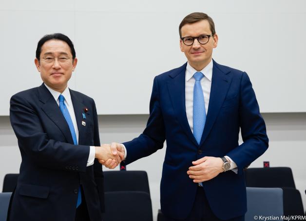 Spotkanie szefa polskiego rządu z premierem Japonii w Brukseli kolejnym elementem działań premiera na rzecz budowy solidarności z Ukrainą i zdecydowanej postawy świata wobec rosyjskiej agresji